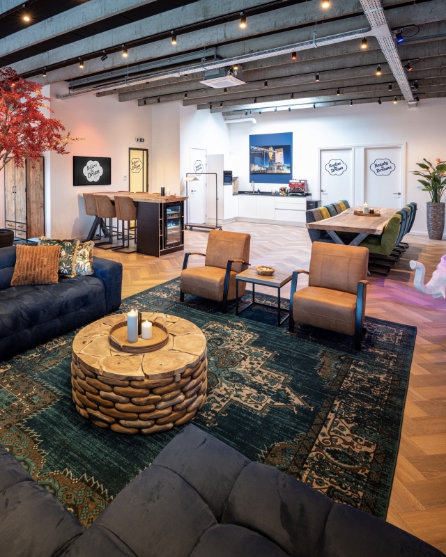 Regie controlroom en ontvangstruimte